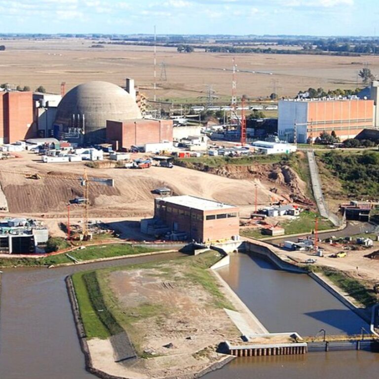La privatización nuclear de Milei es un riesgo para la soberanía argentina