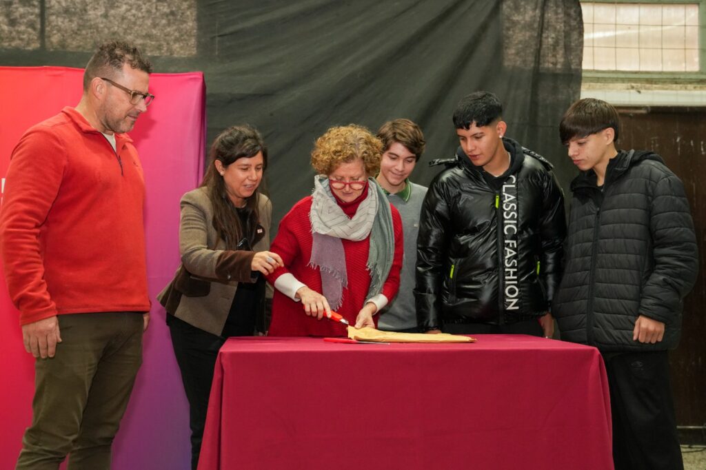 Obras en las escuelas Domingo Silva y Juana del Pino