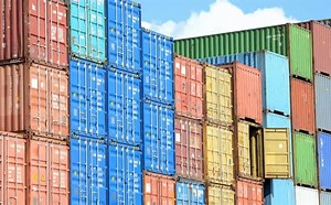El Gobierno flexibilizó las compras de alimentos del exterior