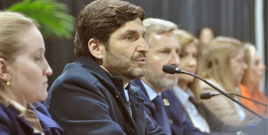 Pullaro: “Ningún personal policial ni del servicio penitenciario de Santa Fe va a tener un sueldo inferior a $ 1.350.000”