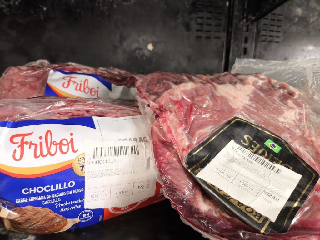 Caen fuerte las exportaciones de carne, crecen cortes vacunos importados de Brasil.
