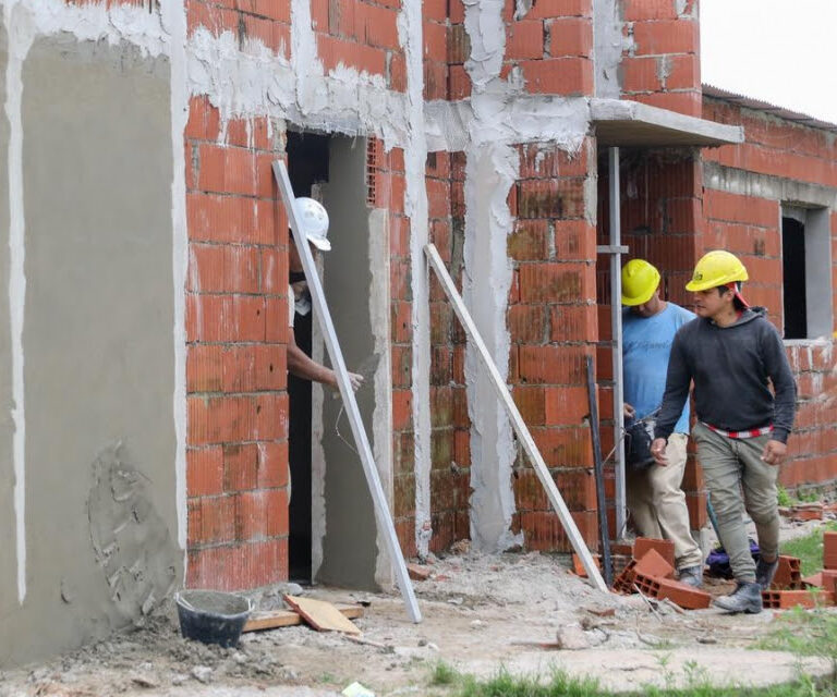 Acuerdo Santa Fe: 10% de descuento y cuotas sin interés para materiales