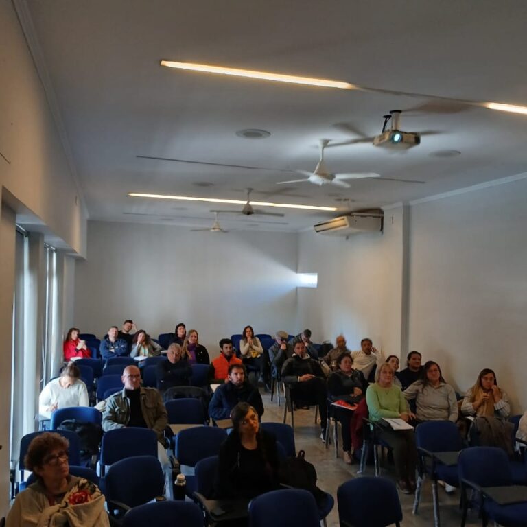 Octava clase del ciclo de formación histórica en APUL