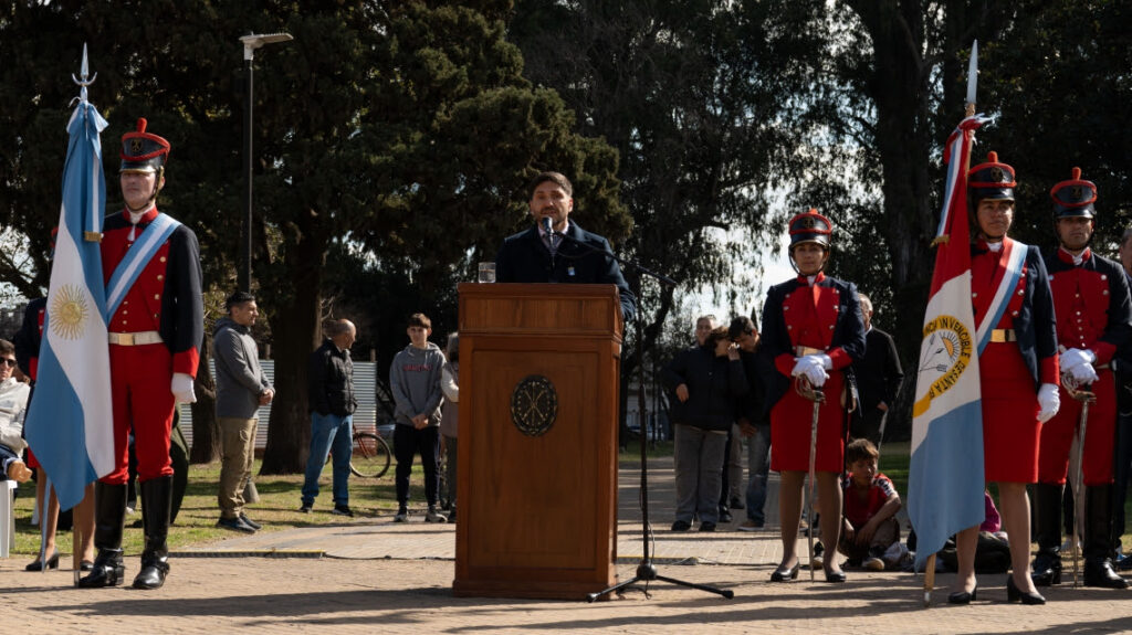 “San Martín luchó por la libertad y nosotros hoy debemos honrarlo luchando unidos por la igualdad para salir adelante”