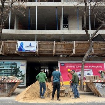 Soplan vientos de recesión en sectores económicos clave.