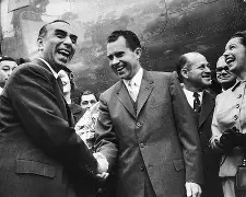 La geopolítica de la cadena de golpes de Estado de mediados de siglo XX.