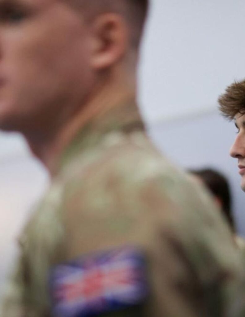 La defensa masiva por Malvinas hizo cancelar la charla de los militares británicos en la UNDEF.