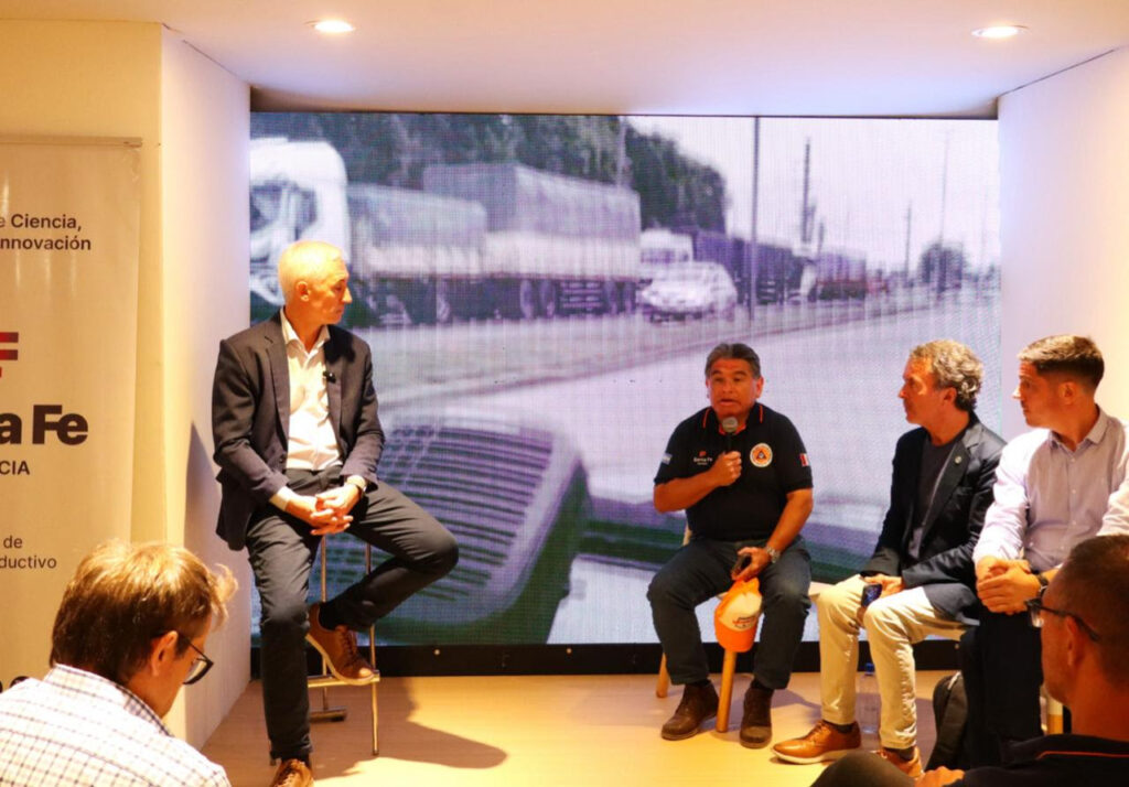 Santa Fe presentó en Expoagro el sistema inteligente Stop 5.0